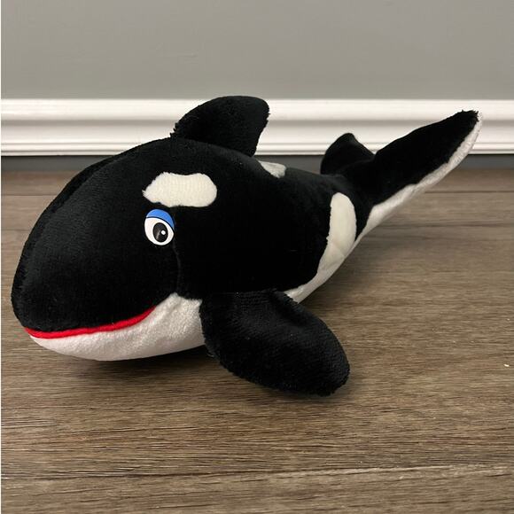 Vintage 80's Sea World Shamu Killer Whale Orca Fish Plush Stuffed Animal - Picture 1 of 6